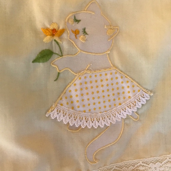 ❌SOLD Vintage 70’s Nannette Dress Yellow Cat Lace - Picture 2 of 8